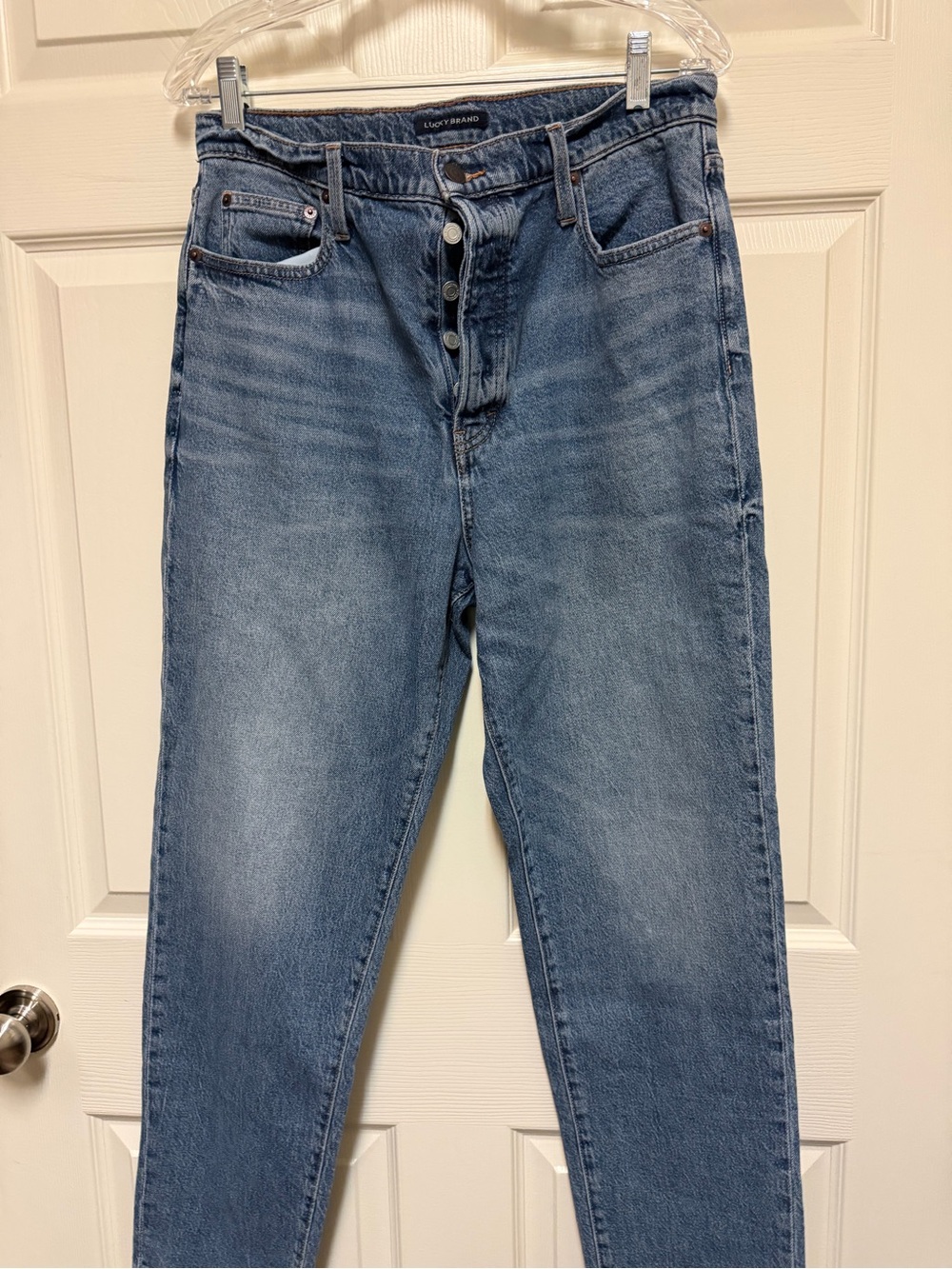Lucky Brand women’s Light Blue Slim-Straight Jeans with Button Fly